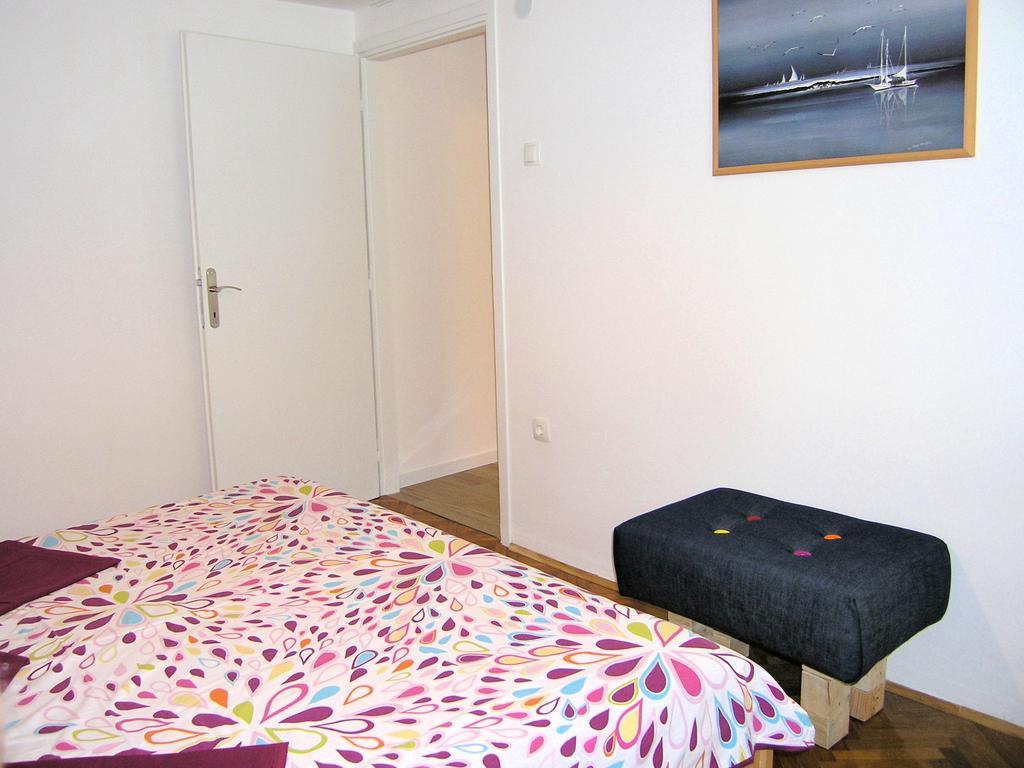 Apartments Ines Krk Town Eksteriør bilde